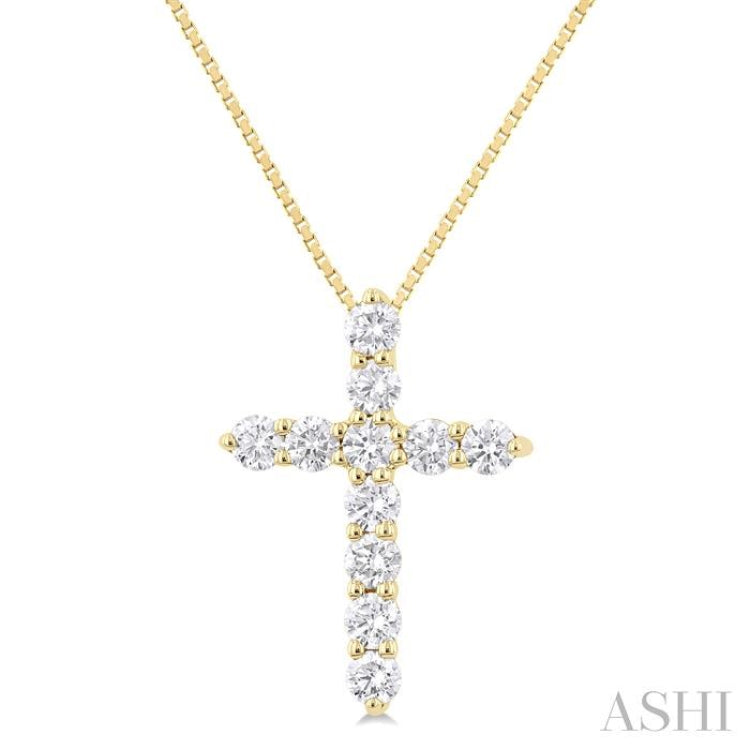 1/3 Ctw Round Cut Diamond Cross Pendant in 14K Yellow Gold with Chain