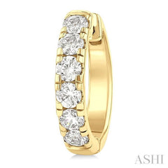 1 1/2 Ctw Round Cut Diamond Hoop Earrings in 14K Yellow Gold