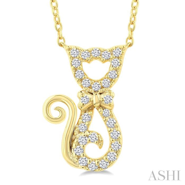 1/10 Ctw Cat Shape Petite Single Cut Diamond Fashion Pendant With Chain in 10K Yellow Gold