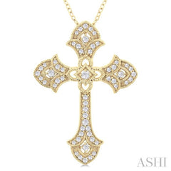 1/4 Ctw Cross Round Cut Diamond Fashion Pendant With Chain in 14K Yellow Gold