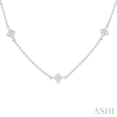 1 1/2 Ctw Princess Cut Diamond Station Necklace in 14K White Gold