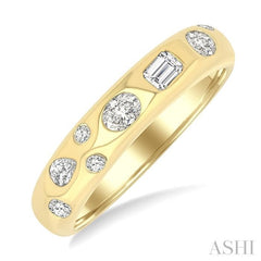 1/3 Ctw Bezel Set Mixed Cut Diamond Mosaic Fashion Band in 14K Yellow Gold